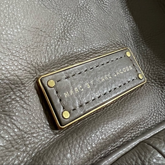 MARC by Marc Jacobs Too Hot to Handle Tote - Picture 13 of 16